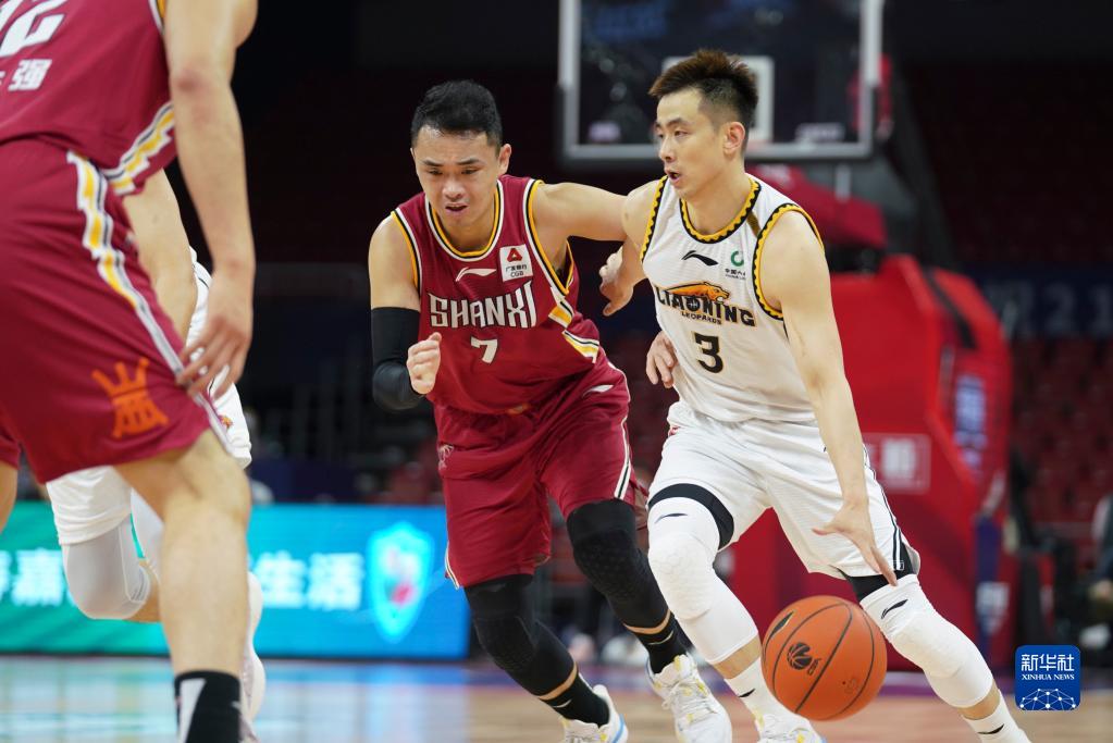 12月22日NBA看点：尼克斯、热火宿敌对决、火箭等背靠背出战（12月22日NBA焦点前瞻：尼克斯与热火宿敌对决，火箭等队背靠背出战）