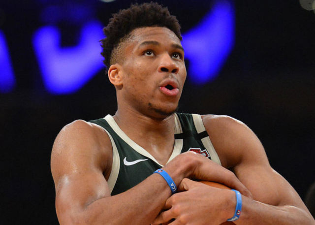 天空体育：热刺想纯租借帕利尼亚，不包含任何买断条款（天空体育：热刺拟仅租借帕利尼亚，合同不含买断选项）