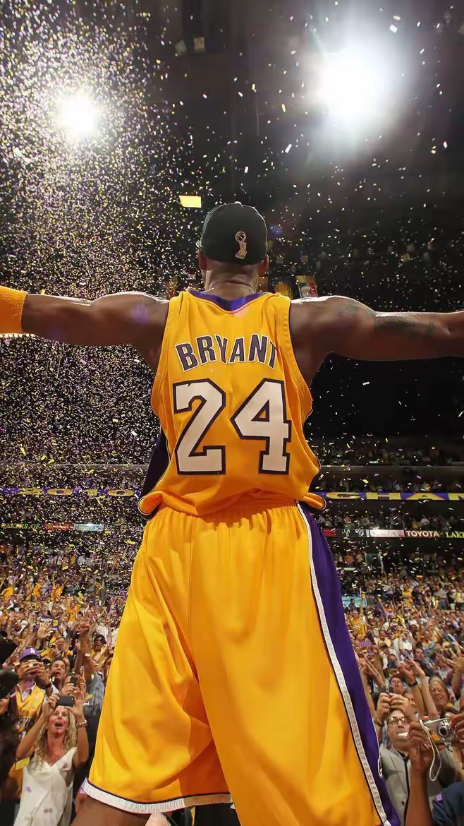 罗马诺：曼联并未与阿德耶米经纪人接触，也没与多特谈判（罗马诺：曼联既未联系阿德耶米代理人，也未与多特蒙德商谈）