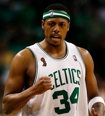 马丁内利：埃斯特旺是个好小伙，但希望他对阵枪手状态别太好（马丁内利称埃斯特旺很不错，但希望他对阵阿森纳别太神勇）