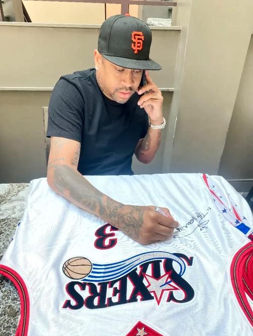 每体：梅西23年1月联系哈维说想回巴萨，4月被告知西甲不批准（每体：梅西23年1月主动联系哈维欲回巴萨，4月被告知西甲未批准）