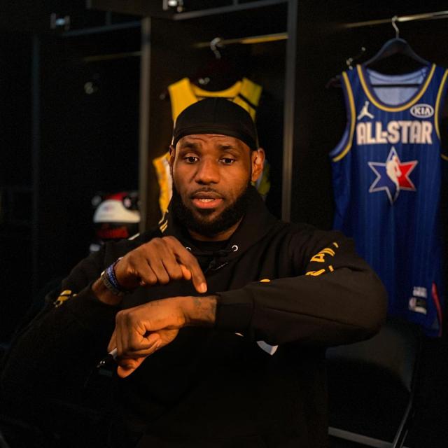 热刺官方：2026年夏季将出战悉尼超级杯，首次在海外对阵切尔西（热刺官宣：2026年夏赴澳征战悉尼超级杯，海外首次对决切尔西）